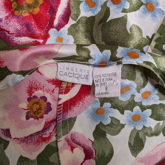 [💲3 / $20] CACIQUE Lingerie Floral Romper - Picture 3 of 3